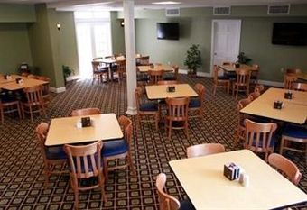 Hotel Carmel Inn & Suites
