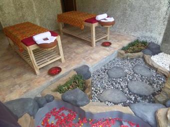 Senetan Villas And Spa Resort
