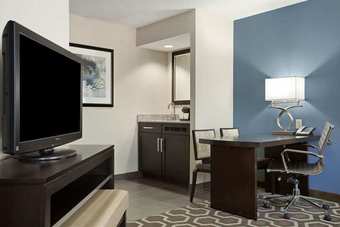 Hotel Embassy Suites St. Louis - Airport
