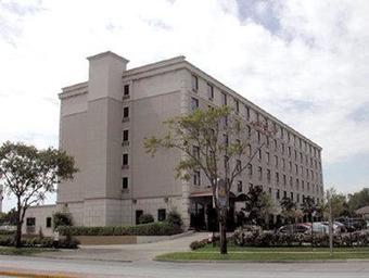 Best Western Plaza Hotel & Suites At Medical Center