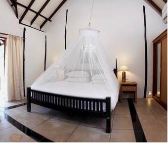 Hotel Poovar Island Resort