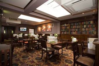 George Hotel