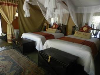 Mara Crossings Camp