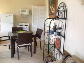 Luxury Apartment Near Beach