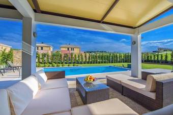 Villa Lemon House