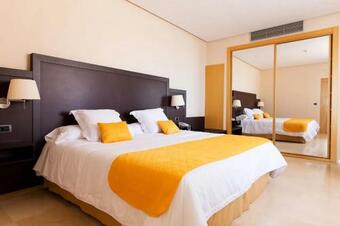 Hotel Puerta De Sahagun