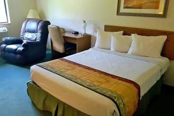 Hotel Americas Best Value Inn And Suites Cassville/roaring River