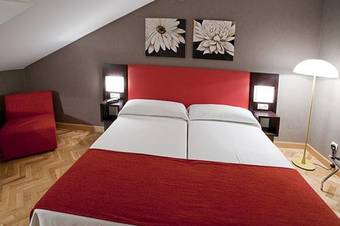 Hostal Carlos III