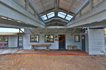 Bruny Lodge