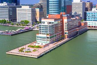 Hotel Hyatt Regency Jersey City On The Hudson