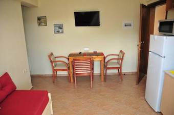 Eleonas Apartments
