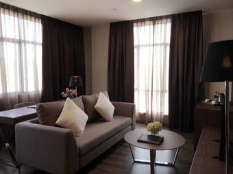 Goldenbay Hotel