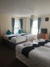 Hostal Leigh Arms Accommodation