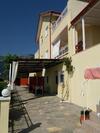 Nestor Apartments