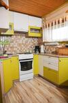 Hostal Holiday Home Tihotut