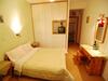 Hostal To Oneiro