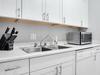 Stylish And Cozy Eau Claire 2br With Gym Coffee