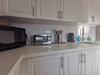 Hotel Walk To Niagara Falls / New / Spacious Apartment