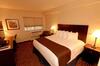 Hotel Boulders Inn & Suites