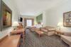 Hotel Baymont Inn & Suites