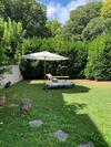 Villa Independiente Con Jard�n, Centro De Pamplona