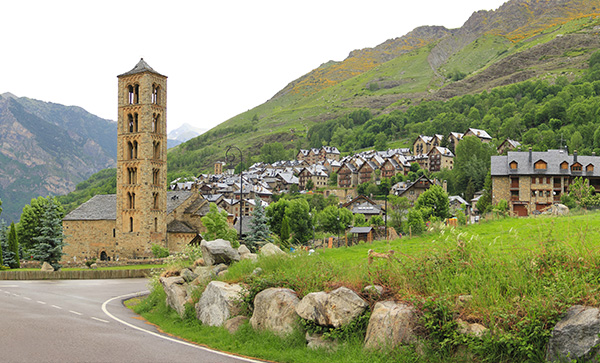 La ciudad de Lleida y el Pirineo de Catalunya: donde su fusionan la cultura y la naturaleza
